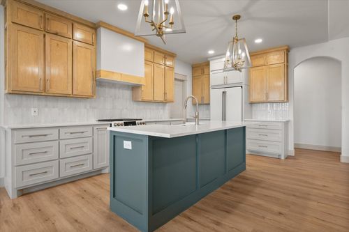 305 Maple St, New Home, TX, 79381 | Card Image