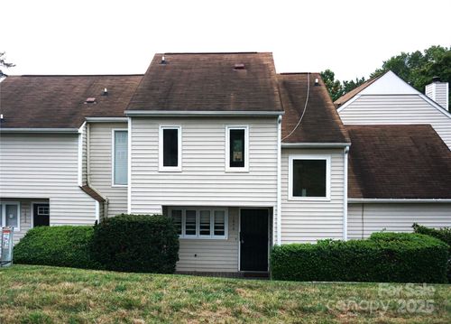 1648 Hollow Dr, Charlotte, NC, 28212-7645 | Card Image