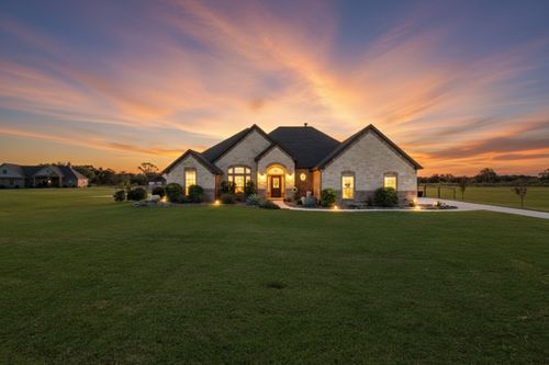104 Carls Ct, Boyd, TX, 76023-4277 | Card Image