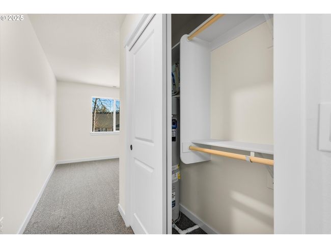 6307 Se Chloe Rose Way, House attached with 3 bedrooms, 3 bathrooms and 1 parking in Milwaukie OR | Image 18