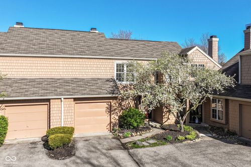 7321 Harbour Pt, Indianapolis, IN, 46240-3487 | Card Image