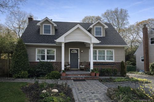 50 Kalmia St, E Northport, NY, 11731-1213 | Card Image