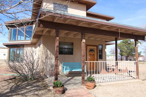 35 Jerome Rd, Los Lunas, NM, 87031-5731 | Card Image