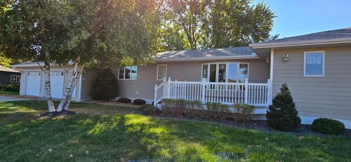 313 3rd Ave N, Emmons, MN, 56029-1122 | Card Image