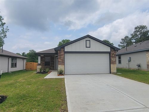 11732 Whirlaway Dr, Willis, TX, 77318-2104 | Card Image