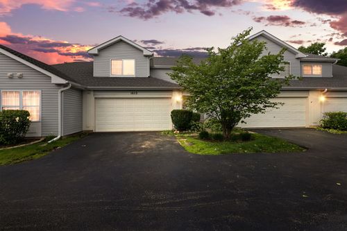 1653 Waterford Rd, North Aurora, IL, 60542-1741 | Card Image
