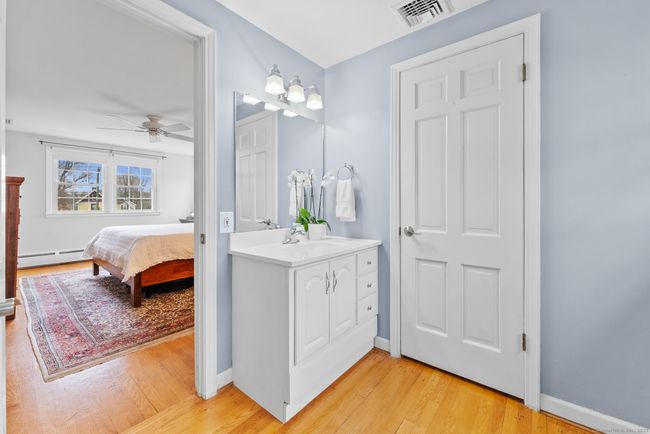 494 Broad St, House other with 4 bedrooms, 3 bathrooms and null parking in Windsor CT | Image 13