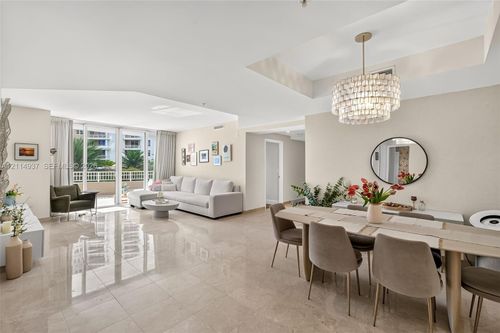 409-801 Brickell Key Blvd, Miami, FL, 33131-3712 | Card Image