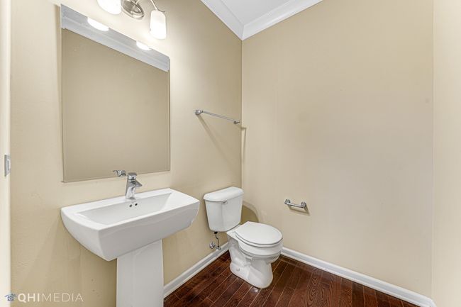 1253 Danforth Ct, Townhouse with 3 bedrooms, 3 bathrooms and 2 parking in Vernon Hills IL | Image 23