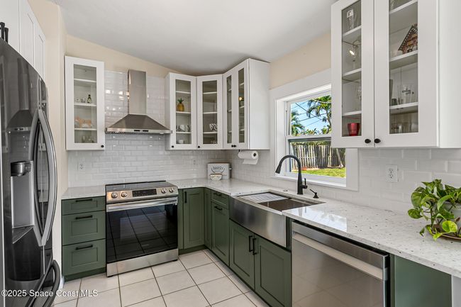 251 Avenida De La Vis, House other with 3 bedrooms, 1 bathrooms and null parking in Indialantic FL | Image 23