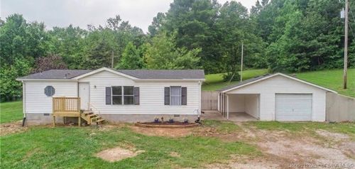 3935 Seven Springs Rd, Elizabeth, IN, 47117-7428 | Card Image