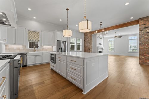 13820 Woody Creek Dr, Baton Rouge, LA, 70810-7438 | Card Image