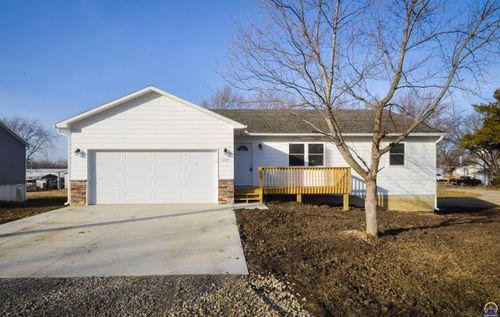 209 S Elm St, Lebo, KS, 66856-9104 | Card Image