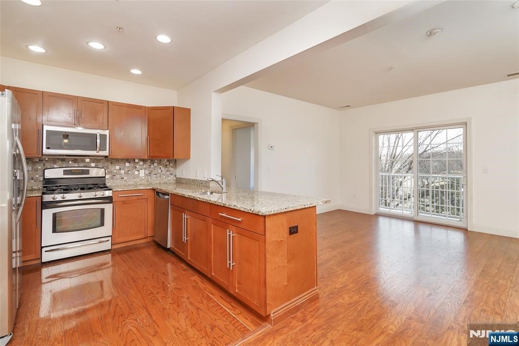Residential in Englewood 5