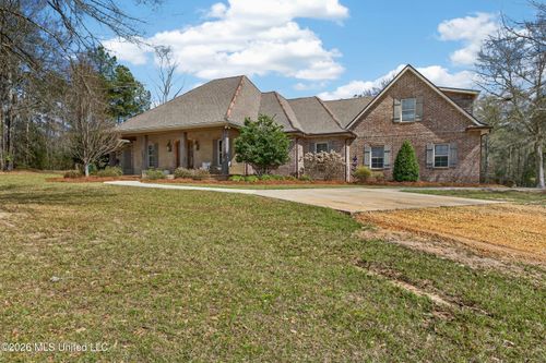 1086 Stewart Mill Rd, Summit, MS, 39666-9743 | Card Image