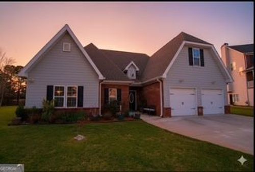 207 Meadow Lake Dr, Carrollton, GA, 30116-8826 | Card Image