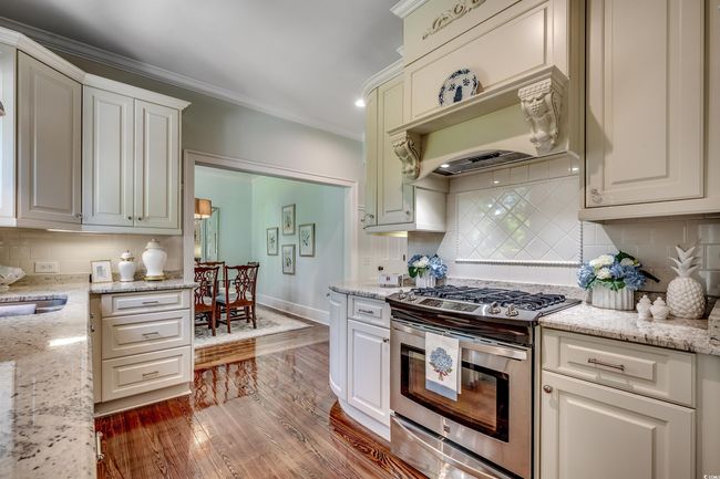 402 E Broad St, House other with 3 bedrooms, 3 bathrooms and 6 parking in Hemingway SC | Image 17