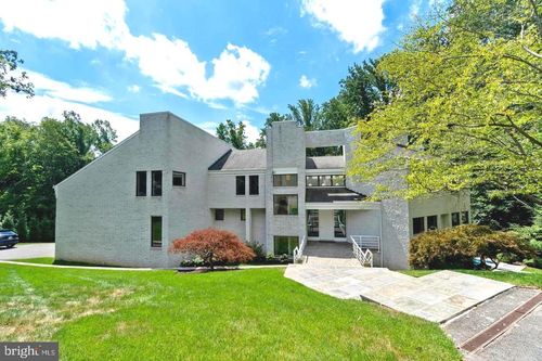 7545 Potomac Fall Rd, MCLEAN, VA, 22102-1401 | Card Image