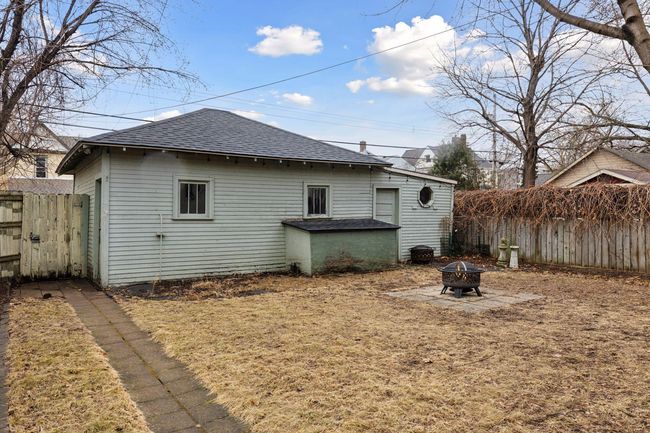 2735 Colfax Ave S, House other with 3 bedrooms, 3 bathrooms and null parking in Minneapolis MN | Image 39