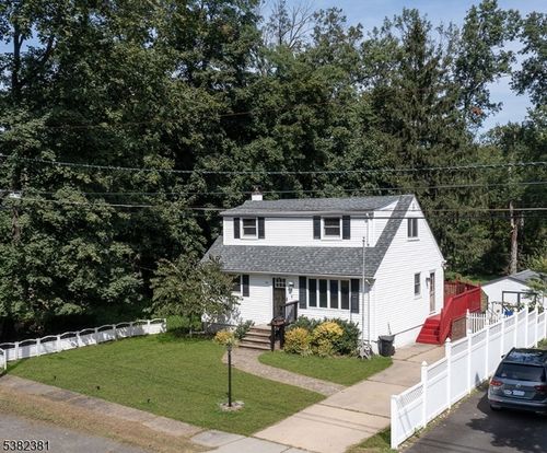 14 New St, Middlesex, NJ, 08846-1431 | Card Image
