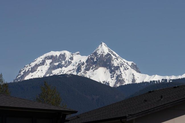39253 Falcon Cres, House other with 3 bedrooms, 3 bathrooms and 3 parking in Squamish BC | Image 33