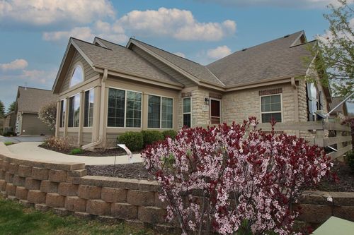 W250N5006 William Drive, Sussex, WI, 53072 | Card Image