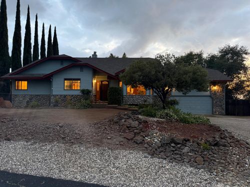 2842 Cornada Ct, Cameron Park, CA, 95682-8827 | Card Image