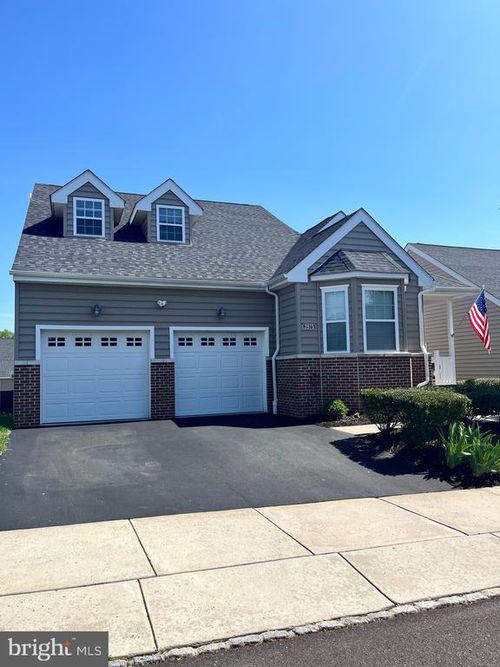2675 Foxglove Ln, PHILADELPHIA, PA, 19116-1542 | Card Image