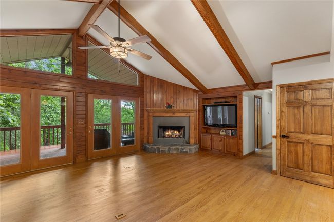 Main level living area | Image 17