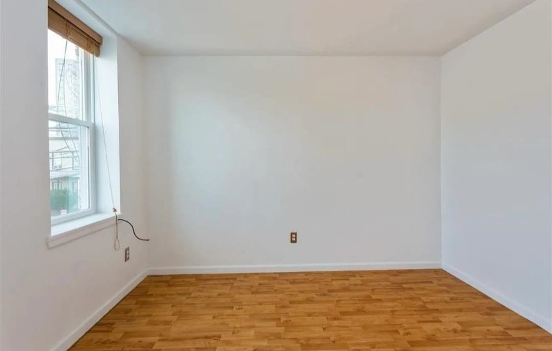 Residential in West New York 5
