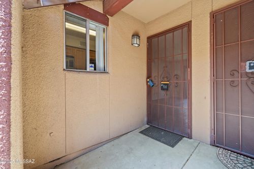 apt-911-1810 E Blacklidge Dr, Tucson, AZ, 85719-2702 | Card Image
