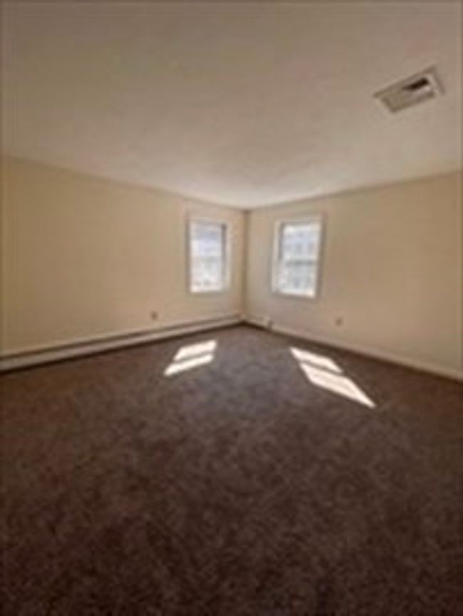APT-3 - 1 Gault Rd, Condo with 2 bedrooms, 1 bathrooms and 2 parking in West Wareham MA | Image 6