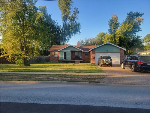 1005 Ne 2nd St, Bentonville, AR, 72712-5443 | Card Image