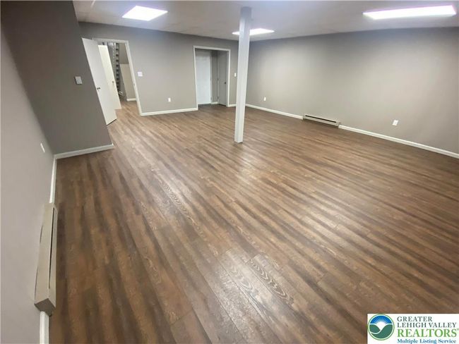 1657 Pen Argyl Rd, House other with 3 bedrooms, 2 bathrooms and null parking in Pen Argyl PA | Image 13