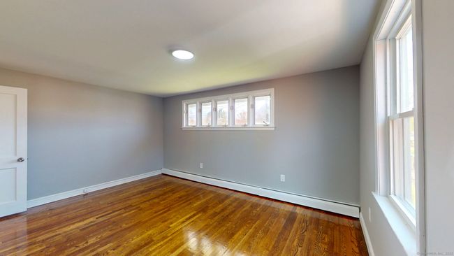 8 Batt St, House other with 5 bedrooms, 2 bathrooms and null parking in Middletown CT | Image 15