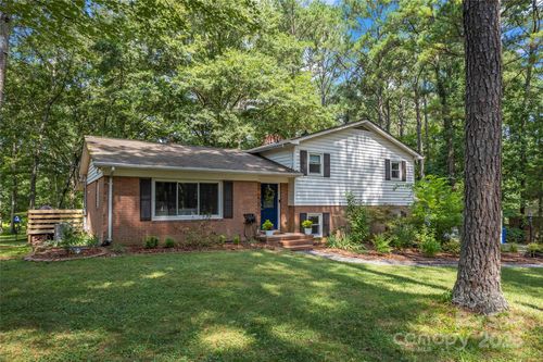 11060 Teresa Ln, Midland, NC, 28107-5768 | Card Image