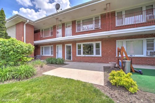 3-1111 Holiday Ln, Des Plaines, IL, 60016-5617 | Card Image
