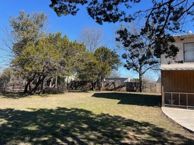 144 Sunset St, House other with 3 bedrooms, 2 bathrooms and null parking in Whitney TX | Image 4