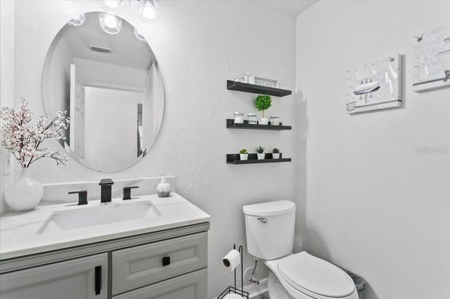 Half Bathroom | Image 18