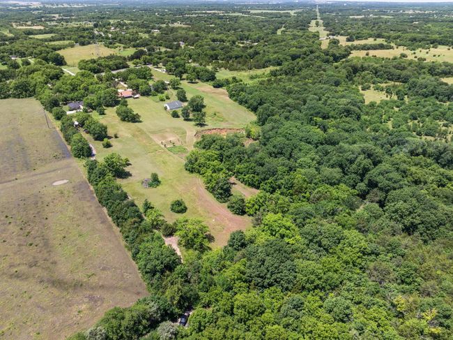 8407 State Highway 56, House other with 4 bedrooms, 3 bathrooms and null parking in Sherman TX | Image 39