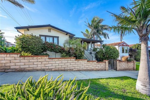 1939 S Alma St, San Pedro, CA, 90731-4515 | Card Image