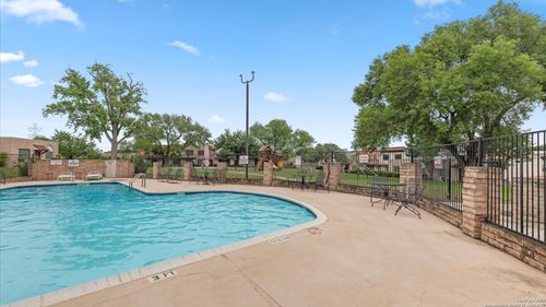6750 Crown Rdg, San Antonio, TX, 78239-1512 | Card Image