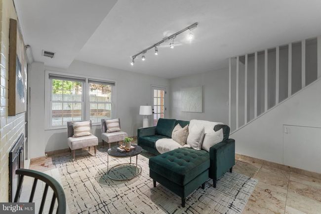 911 S Lee St, Townhouse with 4 bedrooms, 4 bathrooms and null parking in ALEXANDRIA VA | Image 32