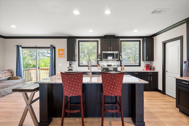 200 W 3 Rd St, House other with 4 bedrooms, 3 bathrooms and null parking in Barry TX | Image 6