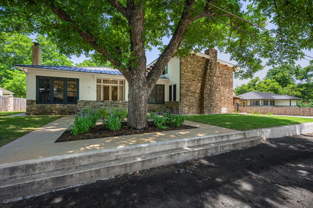 Residential in Fredericksburg 4