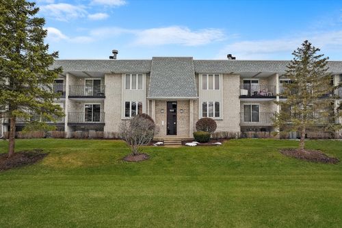 1w-7823 W 157th Pl, Orland Park, IL, 60462-5819 | Card Image