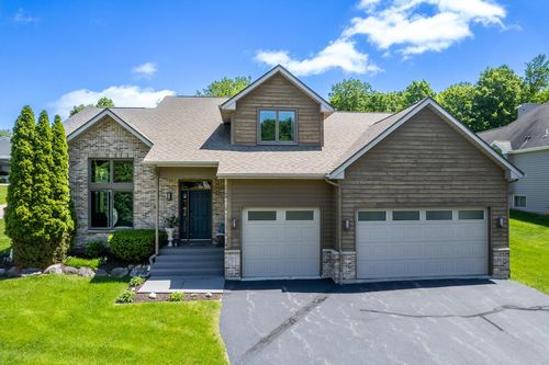1255 Edgewood Dr, LAKE GENEVA, WI, 53147-1087 | Card Image