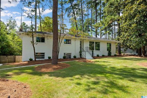 2308 Hawksbury Ln, HOOVER, AL, 35226-1523 | Card Image