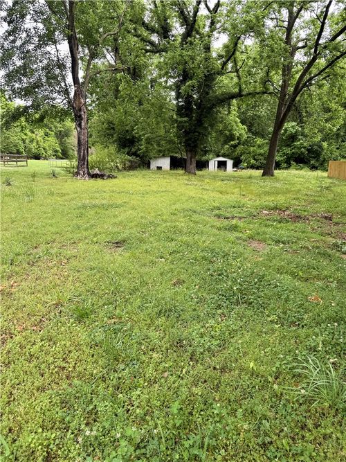 309 E North St, Lincoln, AR, 72744-8826 | Card Image