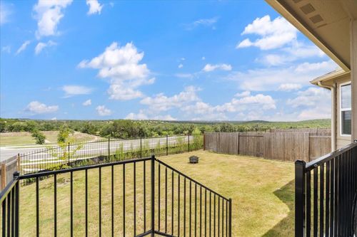 111 El Capitan Loop, Dripping Springs, TX, 78620-3035 | Card Image